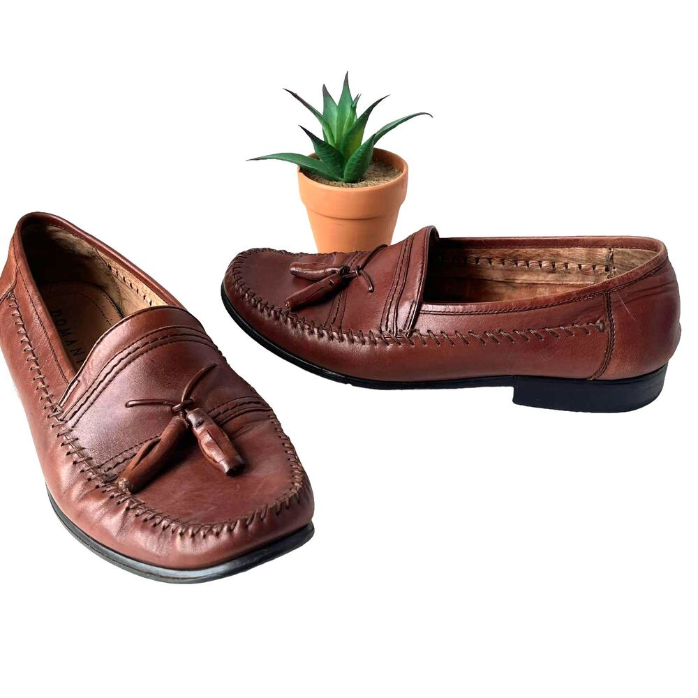 Domani Leather Loafers Mens Shoes Size 9.5M Brown Tassels 18-1003 Slip On Preppy